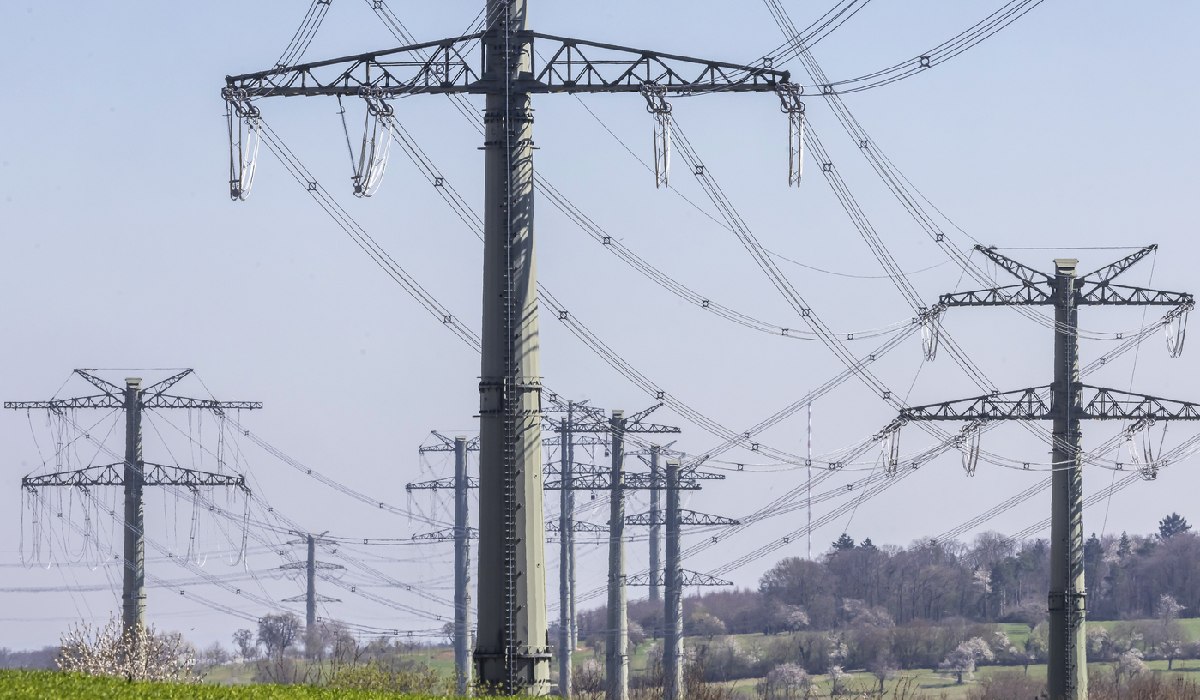 Pan URIASA de curent n Cluj astazi Un ntreg cartier din Apahida va rmne fr electricitate timp de apte ore Ce alte zone sunt afectate