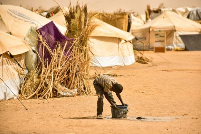 Peste 300 de copii au fost ucisi sau raniti in razboiul din Sudan in ultimele sase luni conform UNICEF