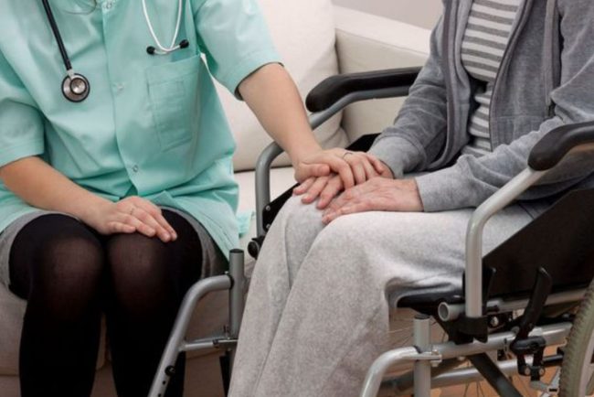Sute de copii si adulti cu dizabilitati severe depind de asistenta personala in Cluj Primaria a prezentat raportul pentru primele sase luni din 2026