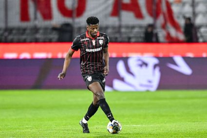 Transferul lui Eddy Gnahore la FCSB a fost confirmat. Ce salariu va avea fostul jucător de la Dinamo
