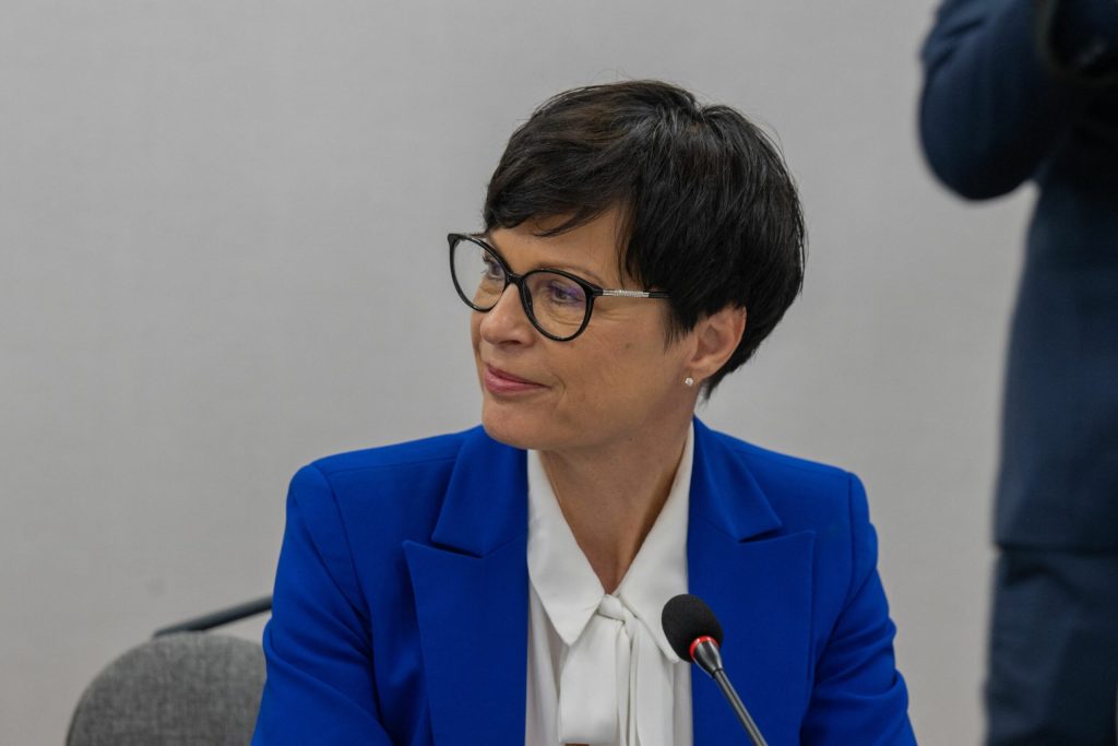 Un nou pas pentru Ucraina Uniunea Europeana a activat Clusterul 6 al negocierilor de aderare