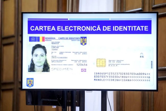 Val de critici Cine sta in calea eliberarii cartilor electronice de identitate pentru romanii din diaspora