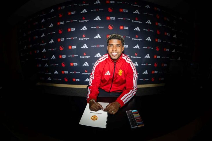 Visele devin realitate In asteptarea lui Tielemans de la Villa Manchester United il prezinta pe jucatorul de la Chelsea