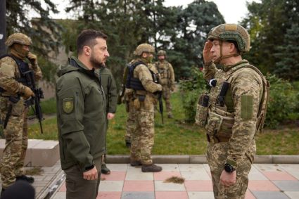 Zelenski analizează posibilitatea de a-l înlocui pe Sîrski la conducerea armatei ucrainene. Cine ar putea să preia această funcție?