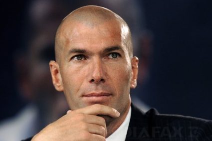 Zinedine Zidane se întoarce la prima sa iubire / Va prelua naționala Franței și îl va antrena pe Mbappé