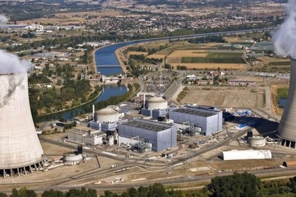 Canicula începe să afecteze centralele nucleare din Europa. Un reactor a fost deja oprit.