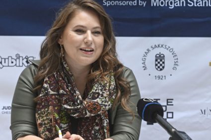 Cea mai mare jucătoare de șah din istorie ar putea fi aleasă președinta Ungariei. Cine este Judit Polgár?