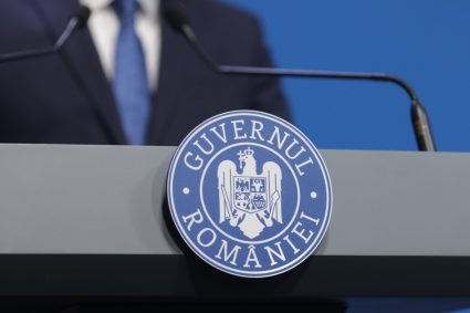 Controverse legate de situația legală a legii salarizării, blocată de CAB. Ce afirmă Tudorel Toader și…