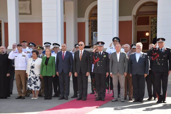 foto raed arafat a ajuns la cluj napoca imagini de la evenimentul care a adunat sute de persoane