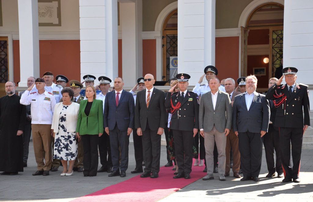 foto raed arafat a ajuns la cluj napoca imagini de la evenimentul care a adunat sute de persoane