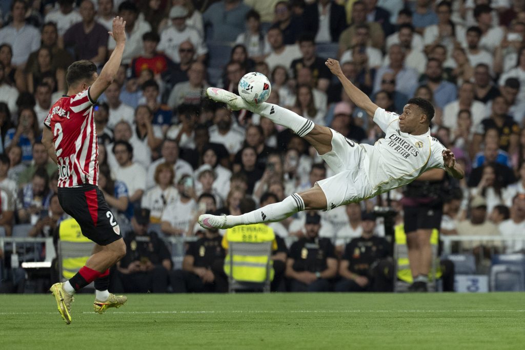 mourinho sa respira usurat trei staruri de la real madrid se intoarc inainte de noul sezon