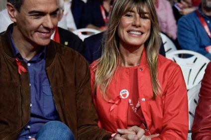 Soția premierului Spaniei, Begona Gomez, se prezintă în fața instanței. De ce va fi judecată aceasta?