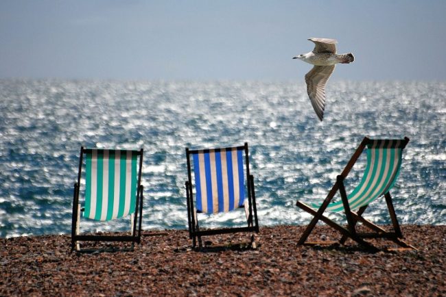 visezi la o vacanta dar nu ti ai ales destinatia descopera unde poti gasi cele mai mici preturi in europa pentru mancare bauturi alcoolice si cazare
