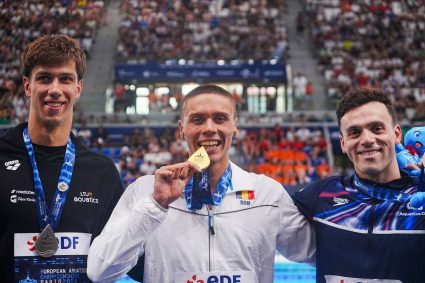 „Aici este România!” | Mesajul lui David Popovici, după ce a câștigat a treia medalie de aur consecutivă la 200 m liber la Campionatul European