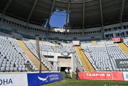 Atac rusesc asupra Odesei stadionul Chornomorets grav avariat Doi oameni au fost raniti