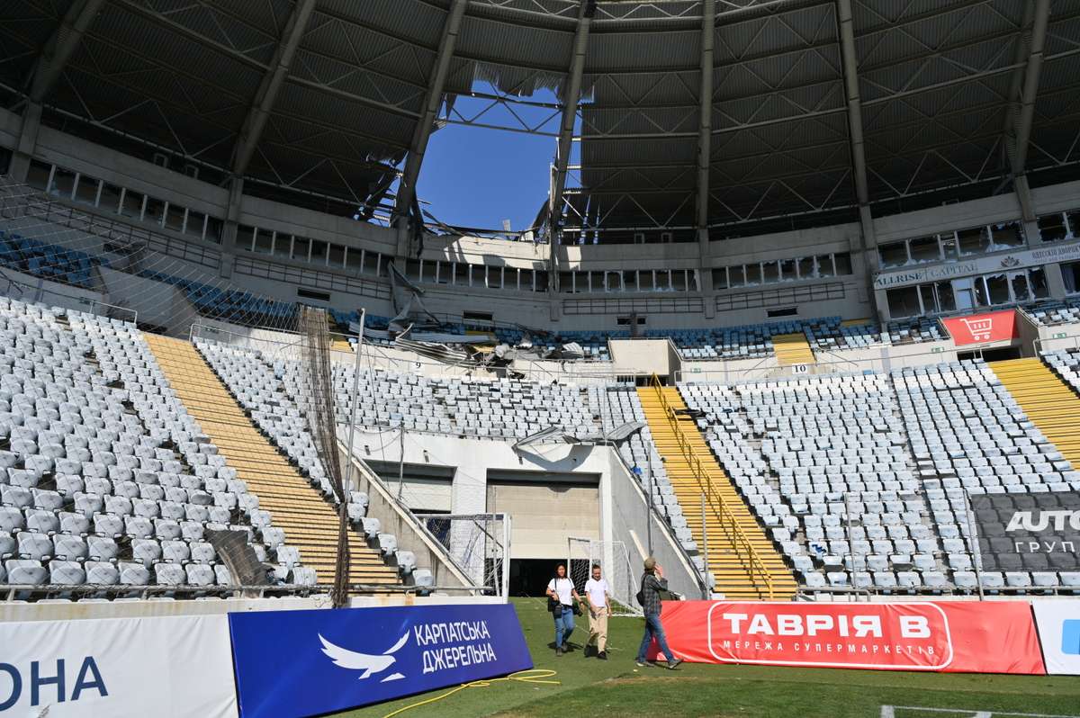 Atac rusesc asupra Odesei stadionul Chornomorets grav avariat Doi oameni au fost raniti