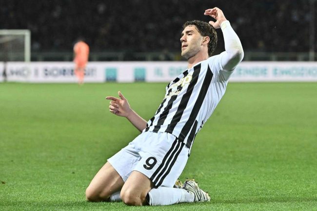 Besiktas il atrage pe Vlahovic cu un contract deosebit Ofera destinata sarbului