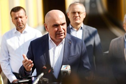 Bolojan afirmă că termocentrala de la Iernut trebuie finalizată în 2026: „Este dificil să le explicăm oamenilor că aceasta este în construcție de 10 ani”.