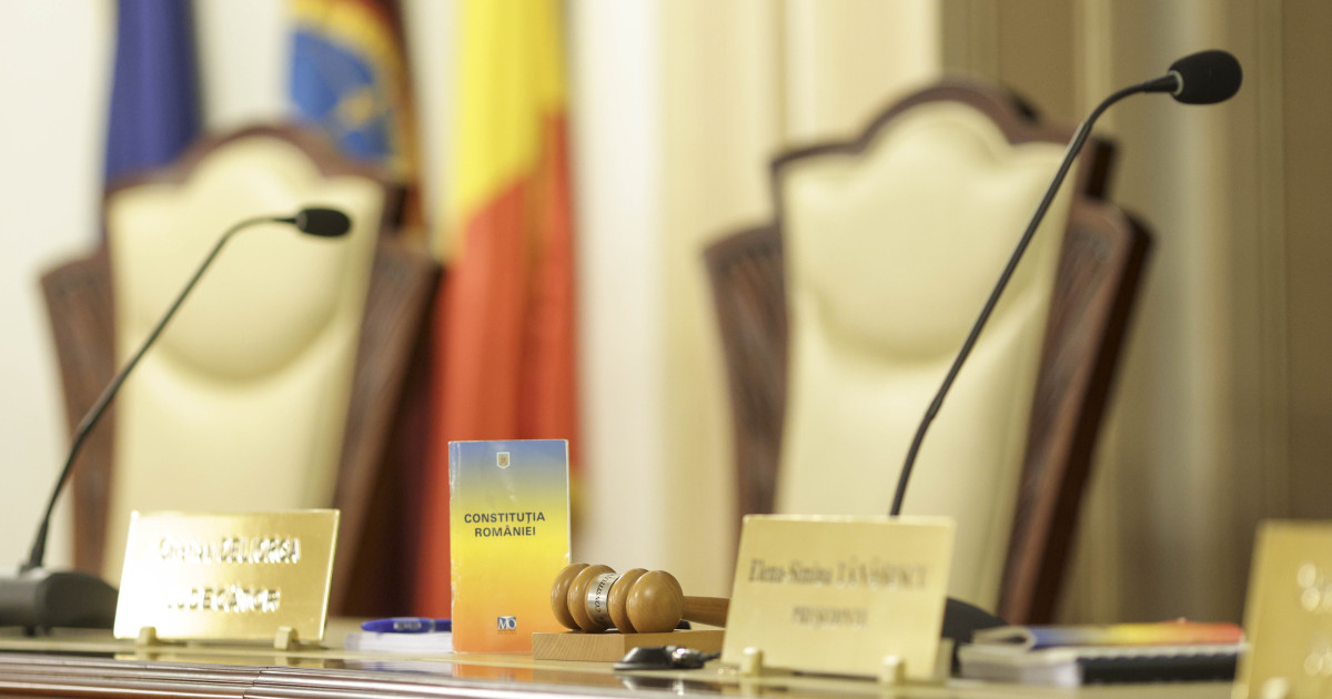CCR analizeaza azi noua Lege ANI Mandatele alesilor si declaratiile de avere ale partenerilor in