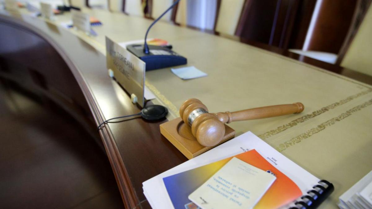 CCR se intalneste din nou pentru Legea ANI Sesizarile se refera la amendamentul AUR privind averile partenerilor si amendamentul Fritz