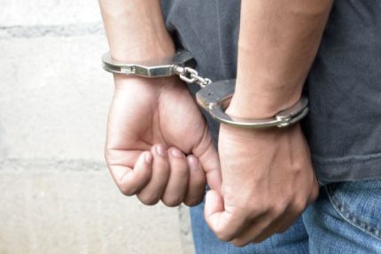 Cinci suspecti din cazul infractiunilor violente comise de o grupare din Braila au fost arestai