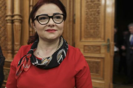 Cristina Trăilă, membră a Partidului Liberal, este audiată la DNA Iași. A fost acuzată în cazul lui Fănel Bogoș…