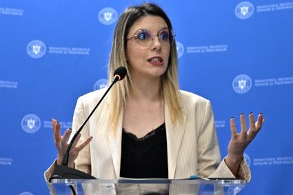 Diana Buzoianu va convoca „de urgență” conducerea Romsilva la Ministerul Mediului