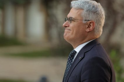Dragoș Pîslaru admite că varianta „de nerefuzat” a legii salarizării a fost respinsă de Comisia Europeană. Nu sunt fonduri pentru creșteri salariale.