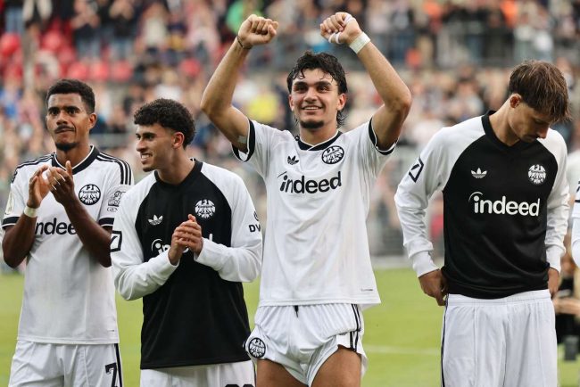 Eintracht a invins categoric adversara in Cupa Germaniei Cel mai mare scor la pauza din istoria competitiei