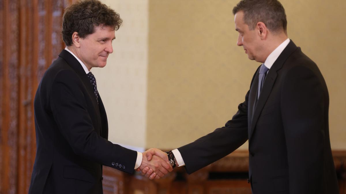 Grindeanu anunta despre stadiul negocierilor pentru noul Guvern Dupa 1 septembrie cu siguranta se va intra in calendarul desemnarii