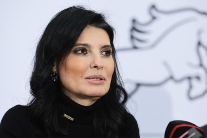 Lavinia Șandru: „Profesorii români nu pot fi considerați profesori de mâna a doua în propria lor țară”