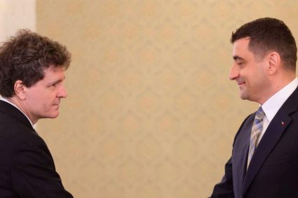 Nemulțumit că Nicușor Dan nu sugerează un premier din partea AUR, partidul a inițiat „platforma pentru…