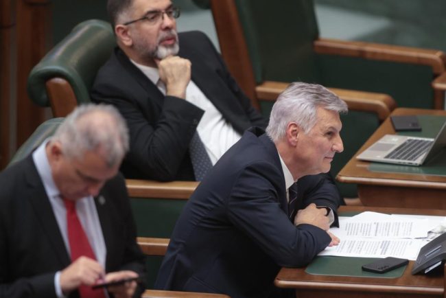 PSD anunta ca va ignora cererea de reexaminare a lui Nicusor Dan si va vota din nou pentru construirea