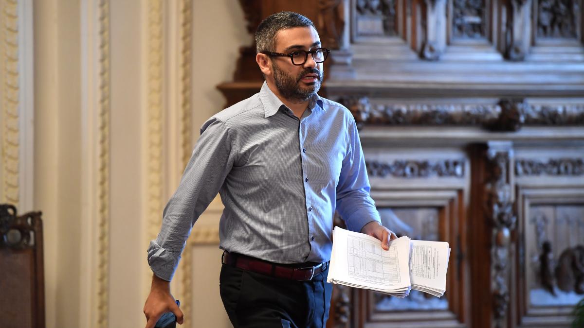 PSD impune conditii pentru a vota Legea salarizarii Manole O lege care starneste nemultumiri in randul