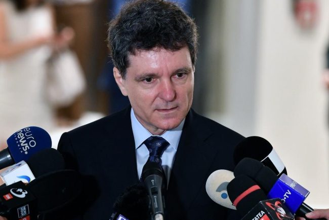 Presedintele Nicusor Dan asteptat sa aprobe legile esentiale pentru PNRR Parlamentul discuta