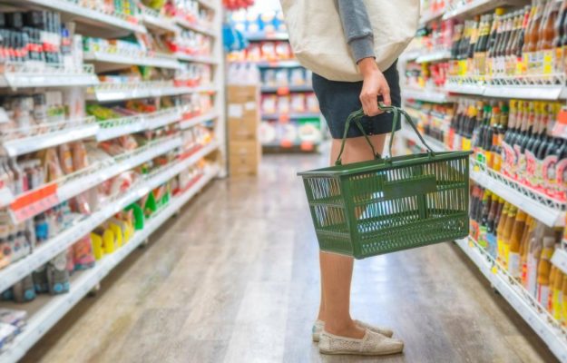 Program reduit in centre comerciale si supermarketuri Busoi explica modul in care va fi rationalizata energia in cazul in care