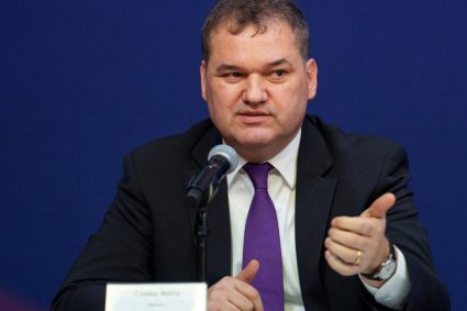 UDMR sprijină o „mare coaliție” care să împiedice accesul extremiștilor la putere, afirmă Cseke…