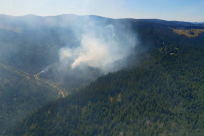 VIDEO Incendiul de la Marisel a fost stins dupa patru zile dificile Interventiaelicopterului a fost esentiala in stingerea flacarilor