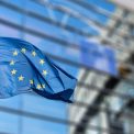 avertisment din bruxelles dupa modificarea legii decarbonizarii la bucuresti orice regres