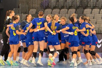 Primele echipe calificate în sferturile de finală ale Mondialului U18 de handbal feminin. Când joacă România