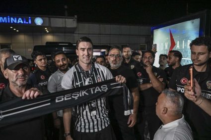 Un nou transfer semnificativ în Superliga Turciei! Juventus îl cedă pe Dusan Vlahovic la Beșiktaș.