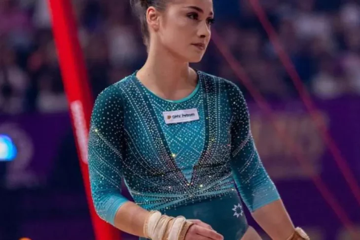 Adelina Ionescu, aproape de bronz la Cupa Mondială de gimnastică de la Paris