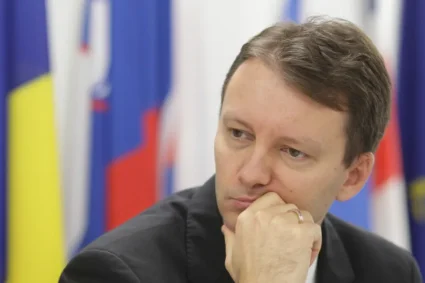 Asociația Italienilor cere anularea decretului privind pe Siegfried Mureșan