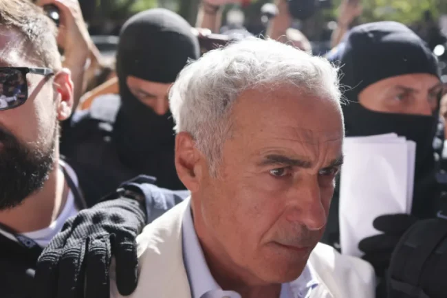 Călin Georgescu, adus astăzi în fața judecătorilor pentru a se decide arestarea preventivă