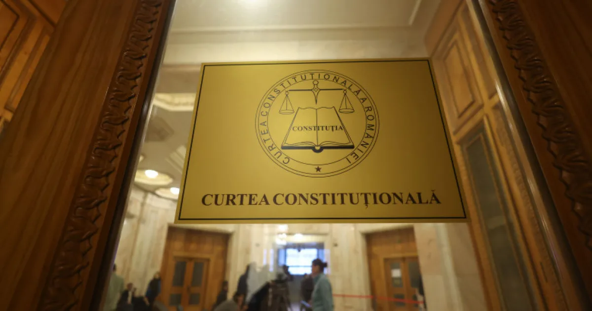 CCR discută sesizarea lui Bolojan privind conflictul constituțional dintre ÎCCJ și Guvern