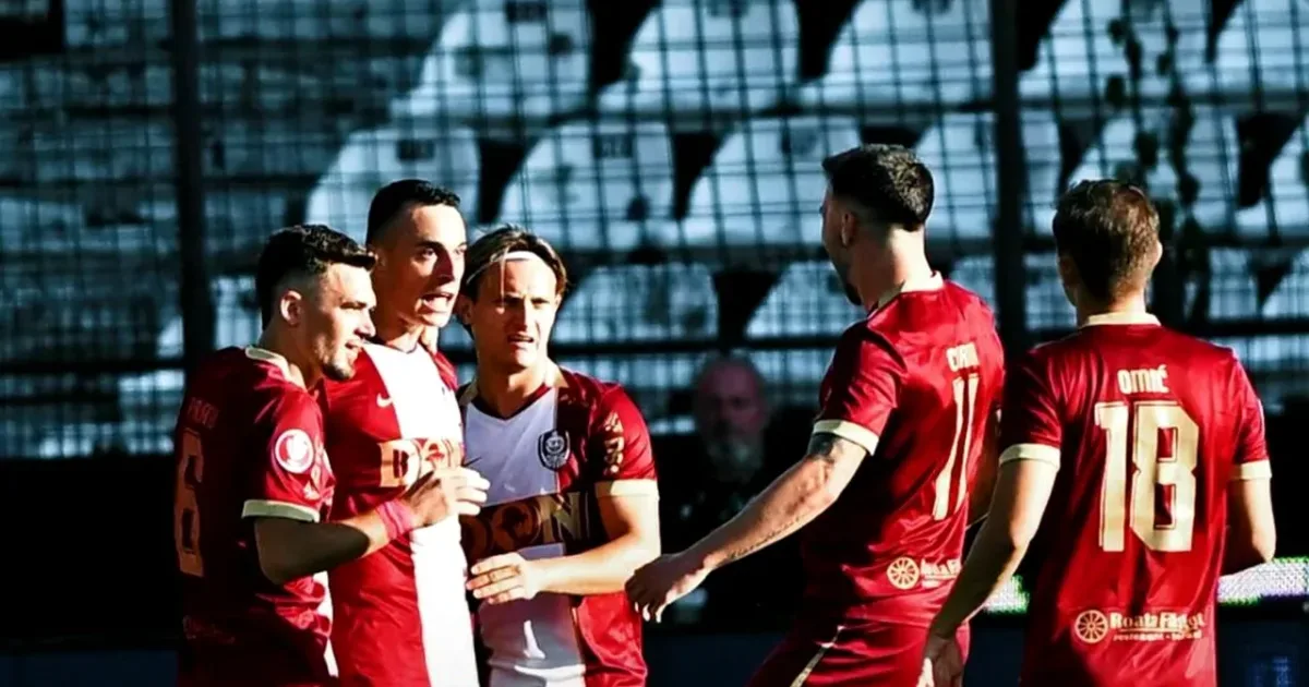 CFR Cluj învinge FC Botoșani, care a jucat în inferioritate numerică din minutul 9