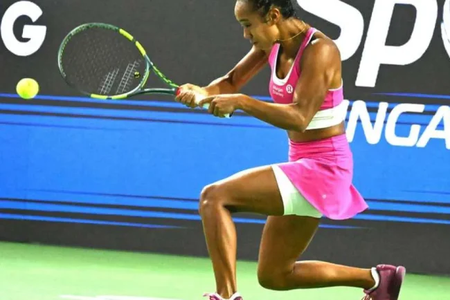 Favorita numărul unu părăsește turneul WTA 500 de la Singapore în sferturi