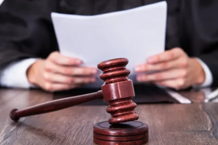Fost manager Spitalul Județean Botoșani, condamnat cu suspendare pentru mită