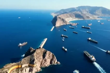 Iranul va redeschide Strâmtoarea Ormuz în șapte zile, condiționat