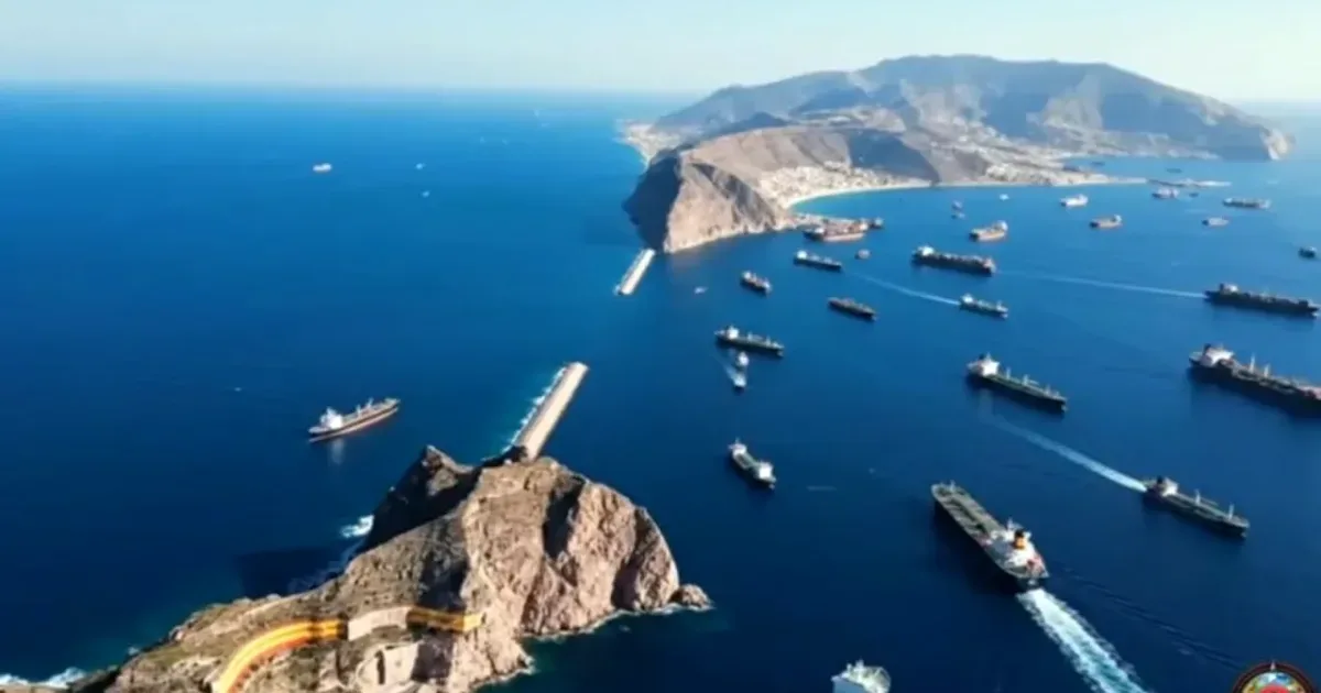 Iranul va redeschide Strâmtoarea Ormuz în șapte zile, condiționat